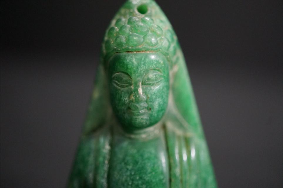 D4578-1 中国古玩 緑砡石 翡翠 如来坐像仏 仏像_画像9