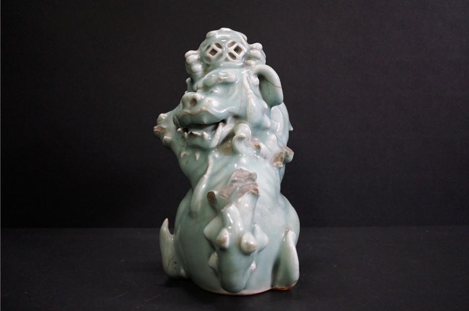 D4587 時代物 青磁 立獅子 伏せ香炉 (25cm/重3.12kg) 茶道具_画像2