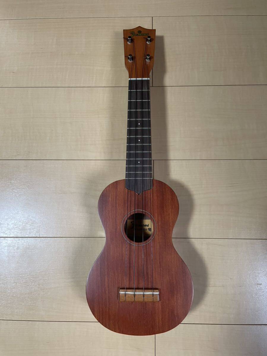 《値下即決早い者勝ち》【ハードケース・チューナー付き】Famous Ukulele FS-3 made in Japan 国産 日本製 ウクレレ_画像3