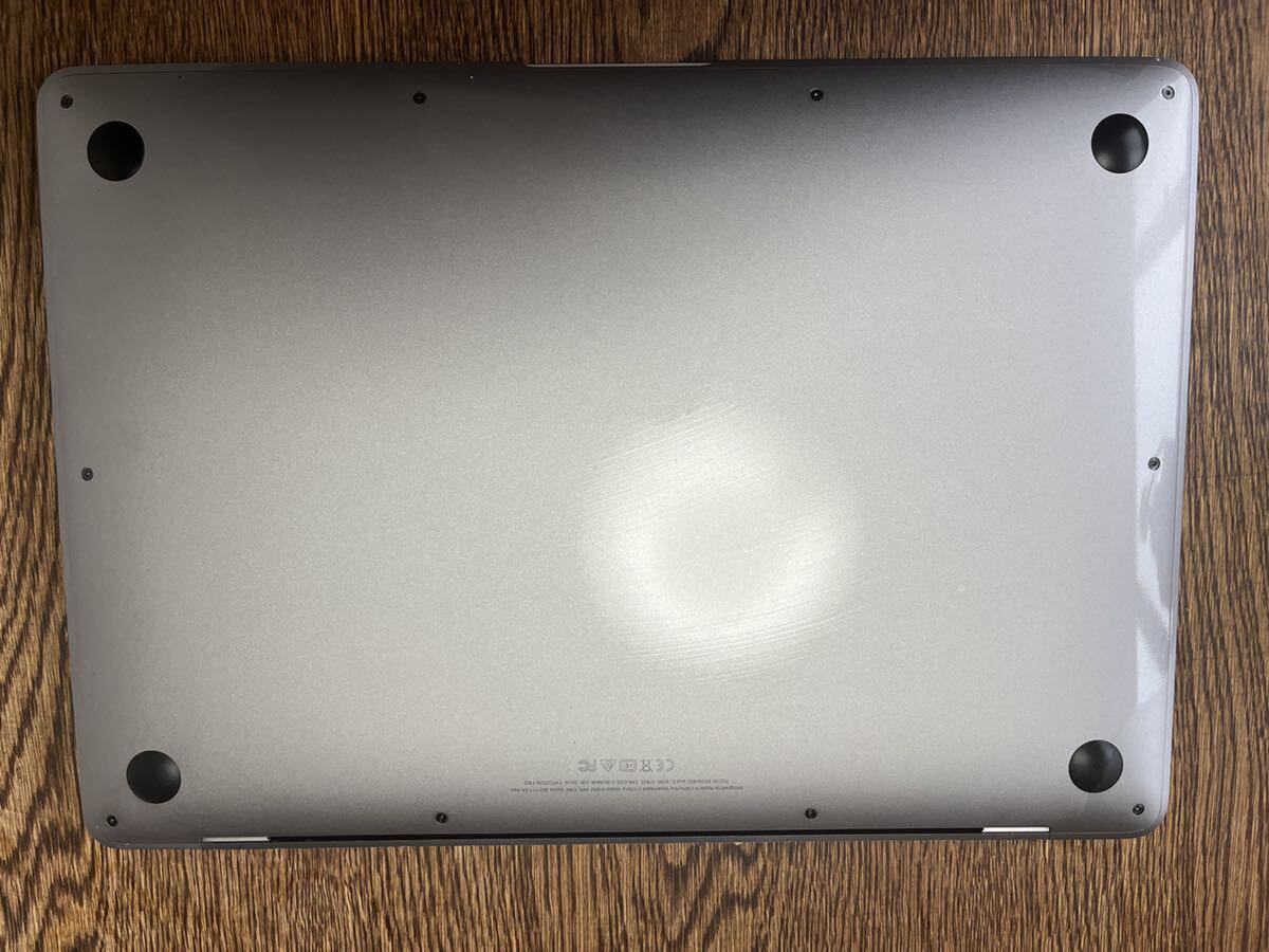 【美品・ジャンク】macbook air A1932 (13-inch) Apple アップル _画像3