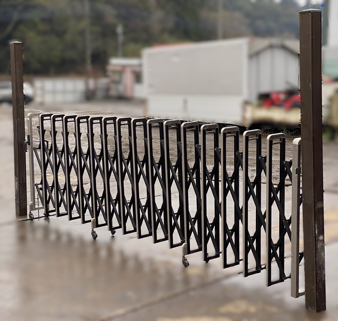 [24114] accordion fence 730cm Cross gate caster gate flexible gate gate Ibaraki prefecture 