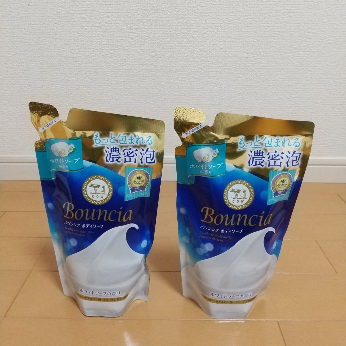 バウンシアボディソープ ホワイトソープの香り 詰替 ３６０ｍｌ ２袋