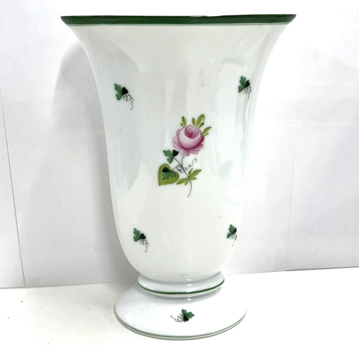 P191-W11-657 HEREND Herend we n. rose vase flower base white green flower total length approximately 20cm calibre approximately 14cm③