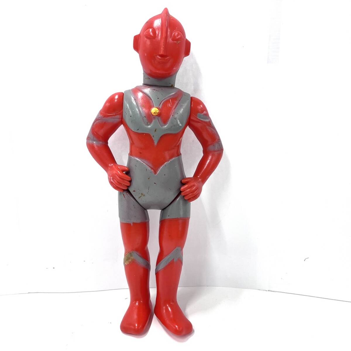 O004-W13-641 ◆ 円谷プロ ブルマァク 酔っ払い ウルトラマン ソフビ フィギュア 人形 全長約23cm 昭和 レトロ アンティーク 玩具①の画像1