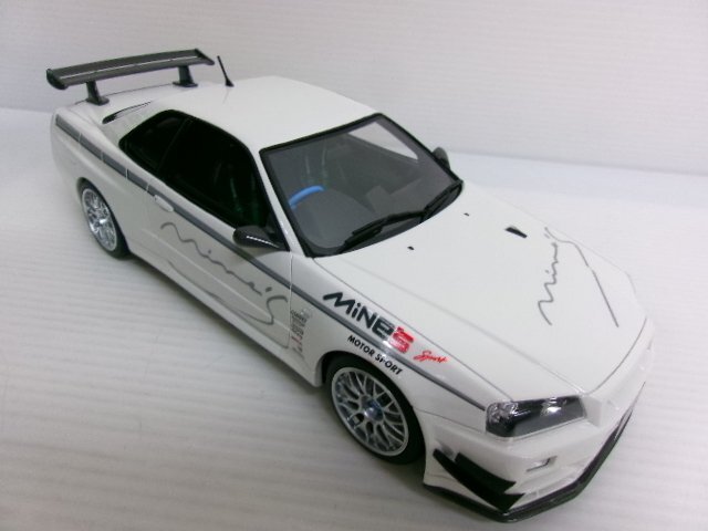 OttO 1/18 ニッサン スカイライン R34 GT-R マインズ ホワイト (6335-585)の画像5