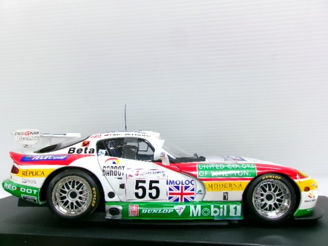 オートアート 1/18 ダッジ バイパー GTS-R #55 ル・マン 1998 (1224-709)の画像3