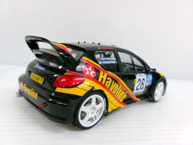 タミヤ 1/24 プジョー 206 WRC プラモデル 完成品 Havoline #28 ポルトガル 2001 仕様 (4122-363)の画像2