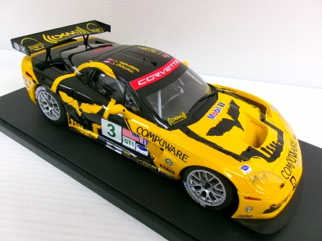 オートアート 1/18 シボレー コルベット C6R #3 ALMS 2007 (1224-700)の画像5