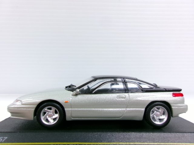 ファースト 43 1/43 スバル アルシオーネ SVX 1991 シルバー (3242-330)の画像4