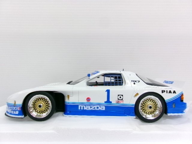 TSMモデル トップスピード 1/18 マツダ RX-7 GTO #1 IMSA ミッドオハイオ 250km 1990 ウィナー (1331-372)の画像4