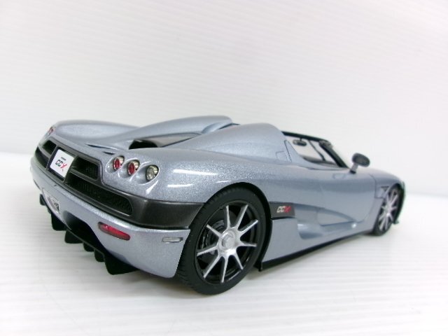 オートアート 1/18 ケーニグセグ CCX シルバー (5125-581)の画像2