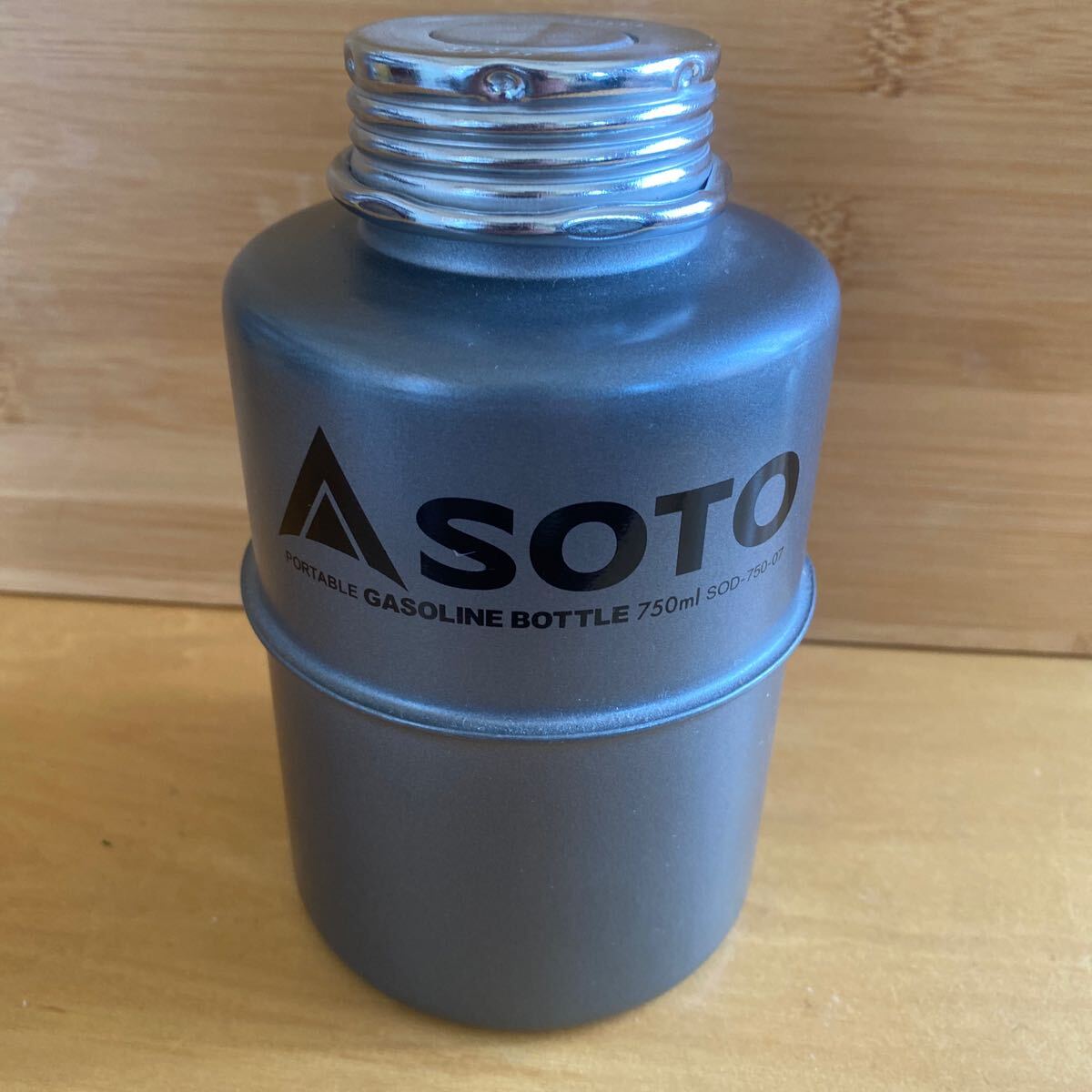 SOTO SOD-750-07 携帯用 ガソリン携行缶 750ml ガソリンボトル _画像1