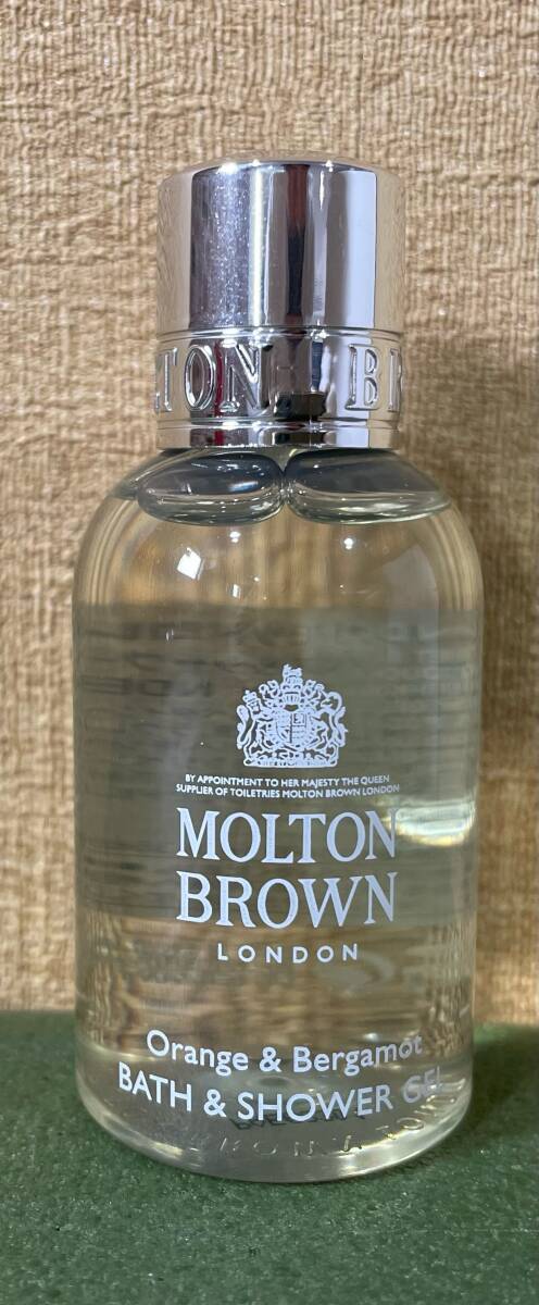 格安!! 99円スタート!! メルセデスベンツ MOLTON BROWN モルトンブラウン バス&シャワージェルコレクション 3種