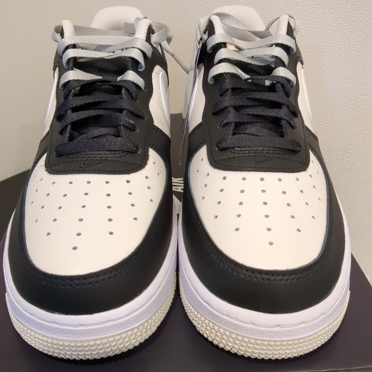 28.0 新品　 Nike Air Force 1 '07 LV8