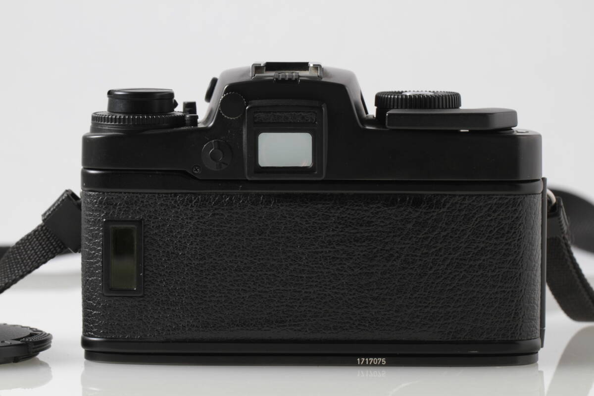 LEITZ CANADA SUMMICRON-R 1:2/50とLeica R5ボディ作動チェックずみ良品に純正アクセサリー付きの画像4