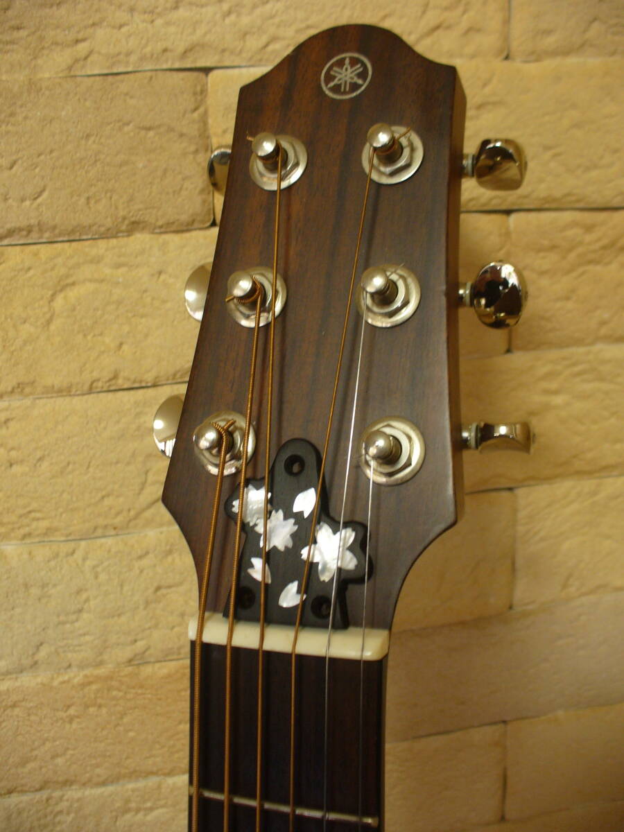 ヤマハサイレントギタータイプ、マッカーサーエボニー材PG.RC2点セット_ロッドカバー取り付けイメージ