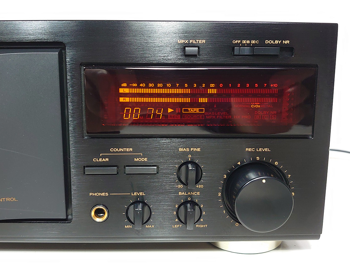 【オーバーホール品】TEAC 高音質3ヘッド カセットデッキ「V-1010」再生・録音動作OK★ベルト新品交換 ★ 整備・調整済みの画像4