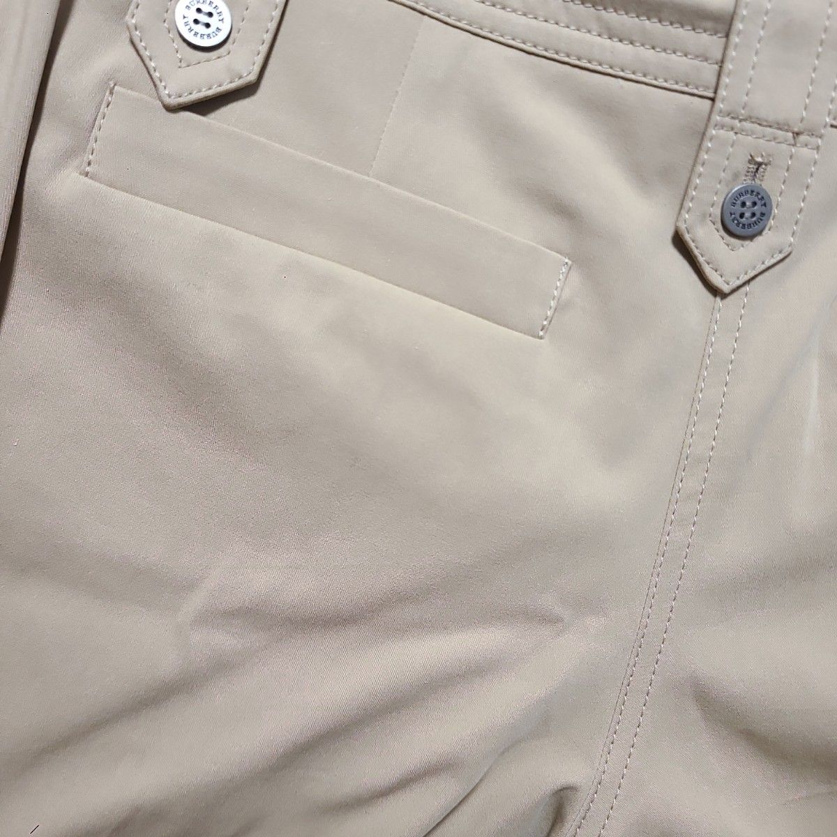 新品未使用 タグ付き BURBERRY バーバリー ショートパンツ 新品未使用 タグ付き BURBERRY バーバリー ショートパンツ