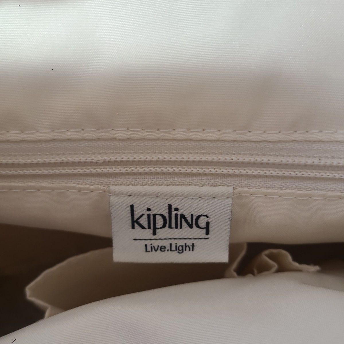 kipling　キプリング　 リュック リュックサック バックパック 軽量