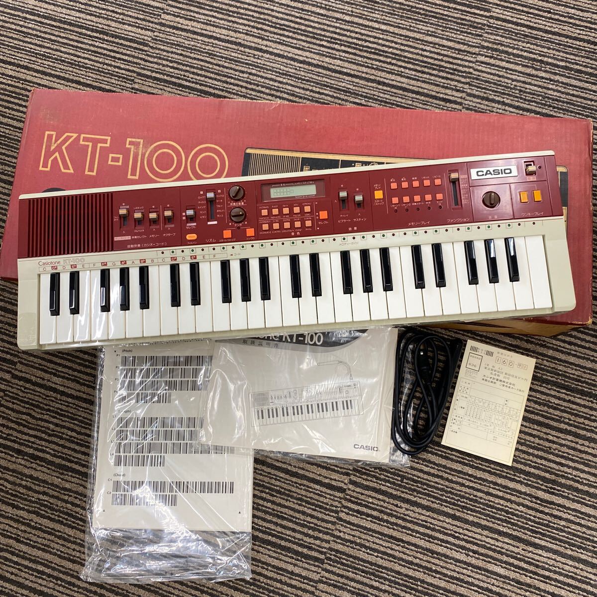 CASIO ELECTRONIC MUSICAL INSTRUMENT Casiotone KT-100 カシオ 電子ピアノ キーボード オーディオ機器 楽器 音楽 現状品の画像1