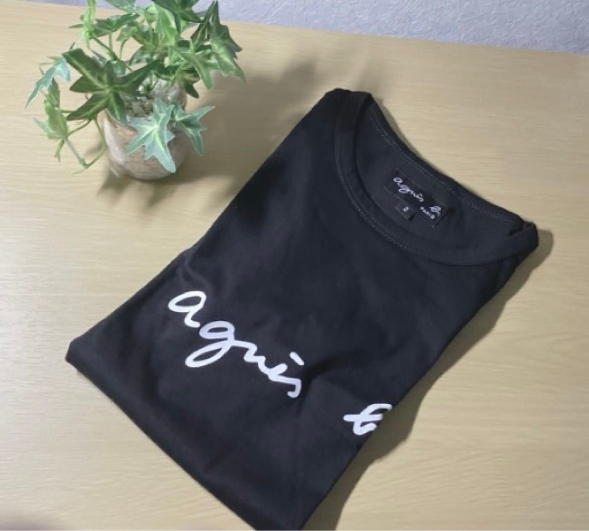 新品未使用　シンプル　ブラック　黒　tシャツ　ティーシャツ　ロゴTシャツ　半袖　レディース　S〜Mサイズ