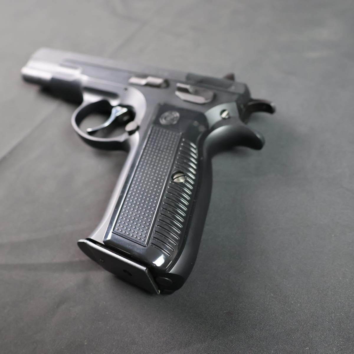 KSC Cz75 model 75 cal 9 para ガスガン 外箱なし/説明書なし ジャンク #S-7784の画像5