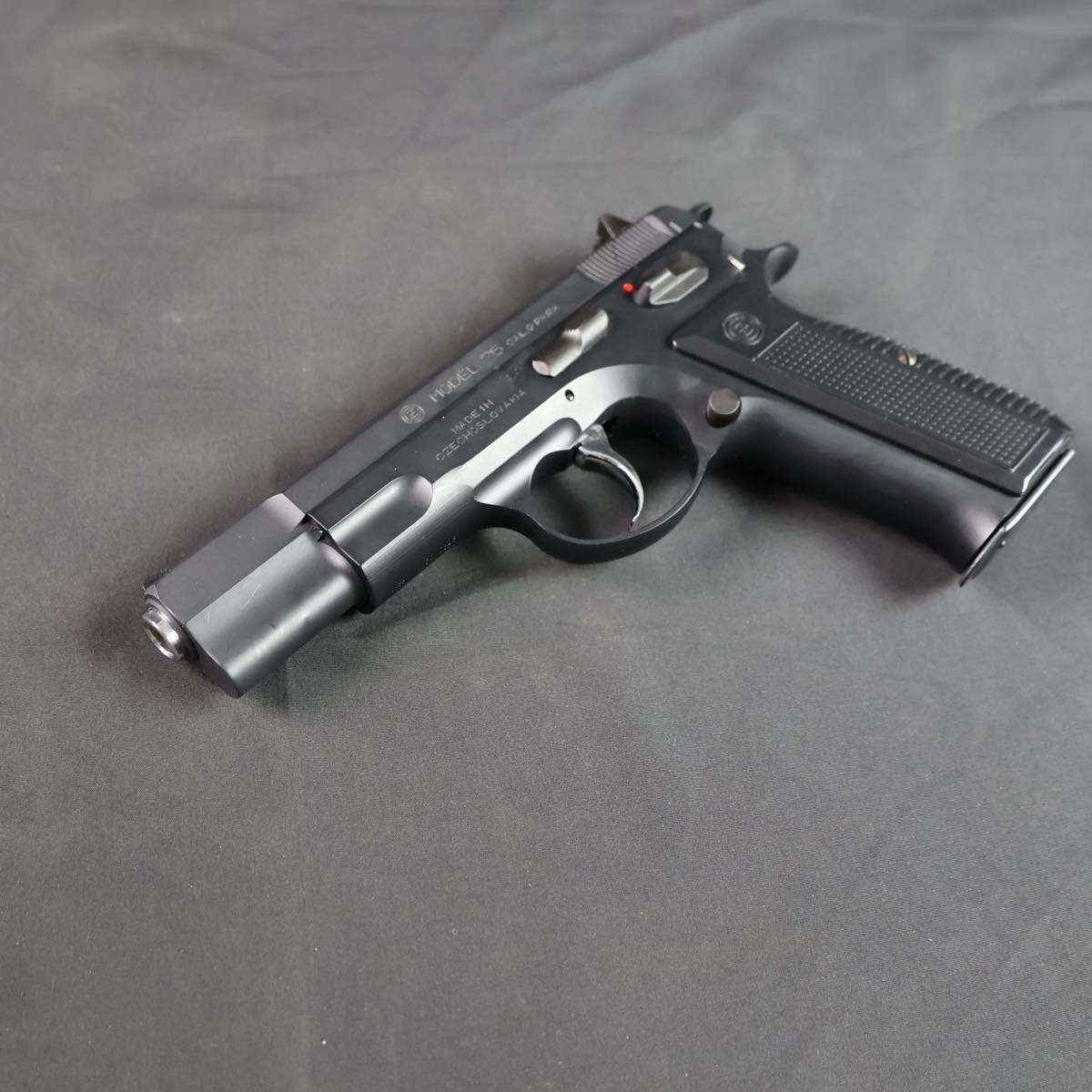 KSC Cz75 model 75 cal 9 para ガスガン 外箱なし/説明書なし ジャンク #S-7784の画像2