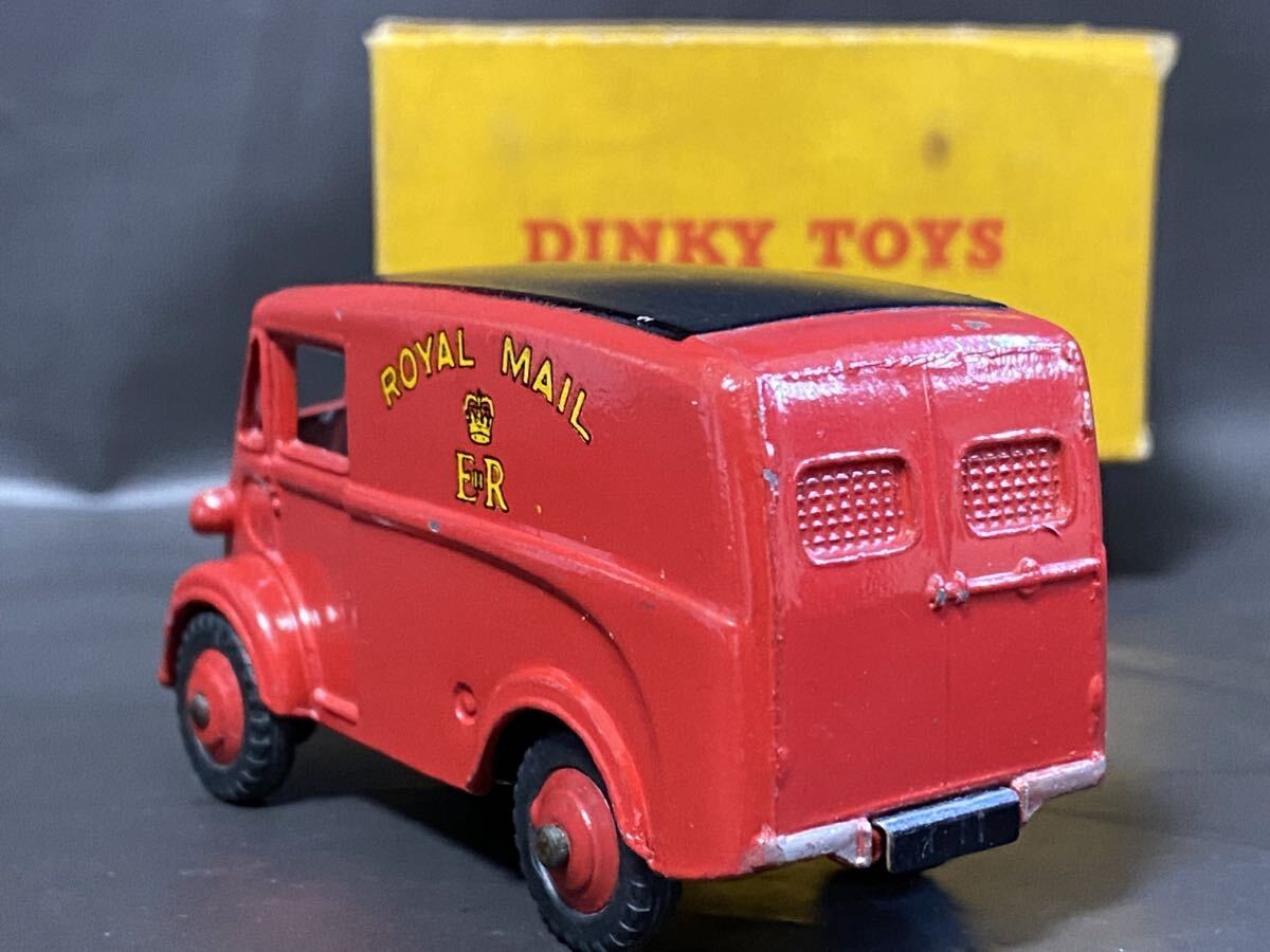 【original】英 Dinky Toys #260 Morris Royal Mail Van  ディンキー モリス バン 郵便 オリジナル 箱付 vintage Meccano Englandの画像2
