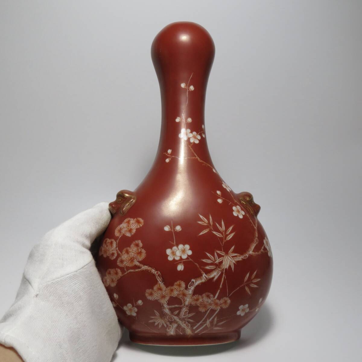 中国美術　大清乾隆年製　凡紅喜上眉梢壁瓶　紅釉