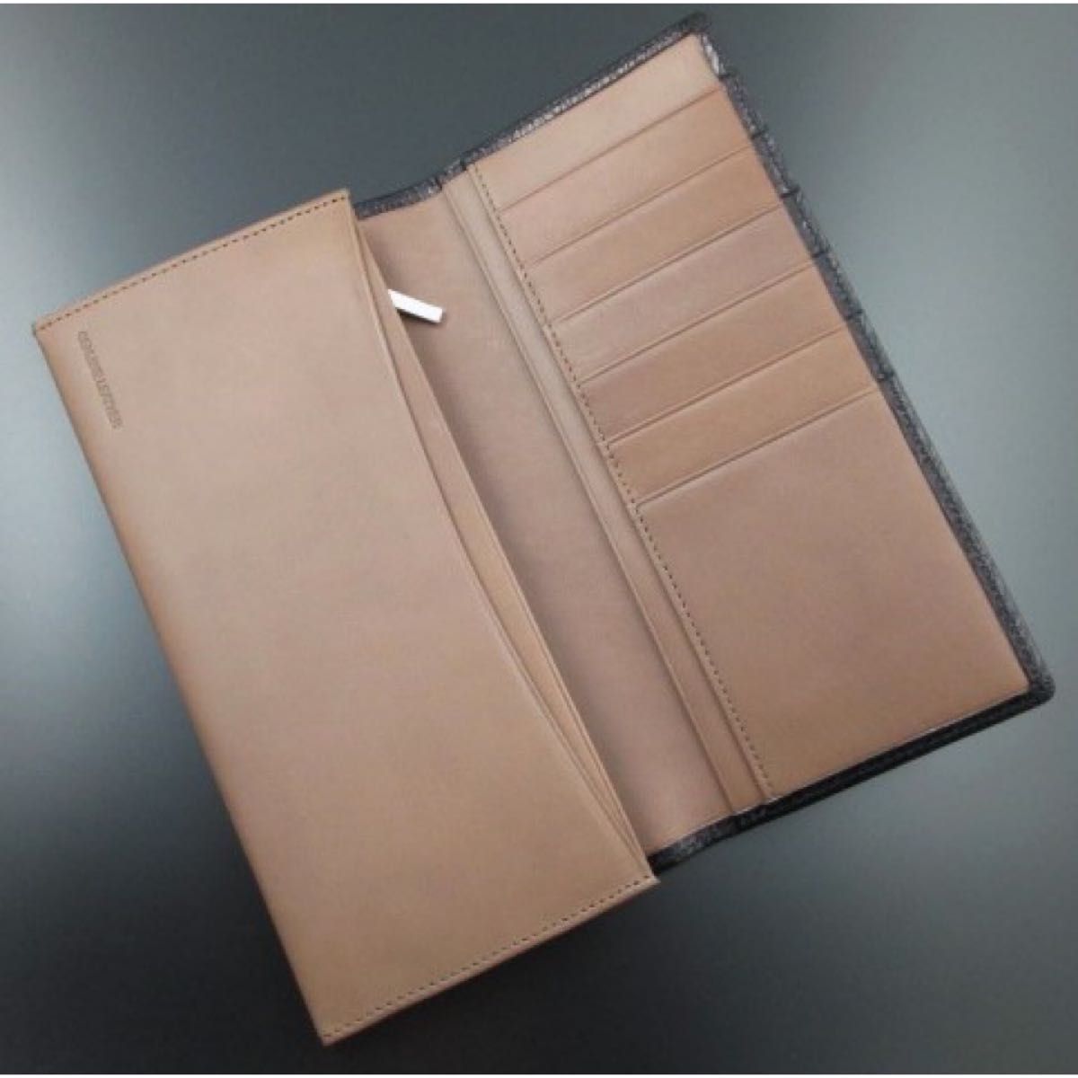 店頭完売 新品 箱付 ポールスミス 人気シルバーロゴ 長財布 黒 店頭完売 新品 箱付 ポールスミス 人気シルバーロゴ 長財布 黒