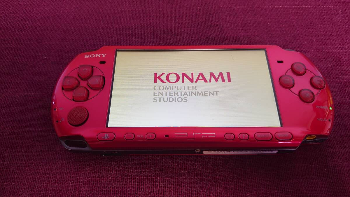 Playstation Portable SONY PSP-3000　《動作確認済》　本体、充電ケーブル付き、新品バッテリー　ソフト２本付_画像5