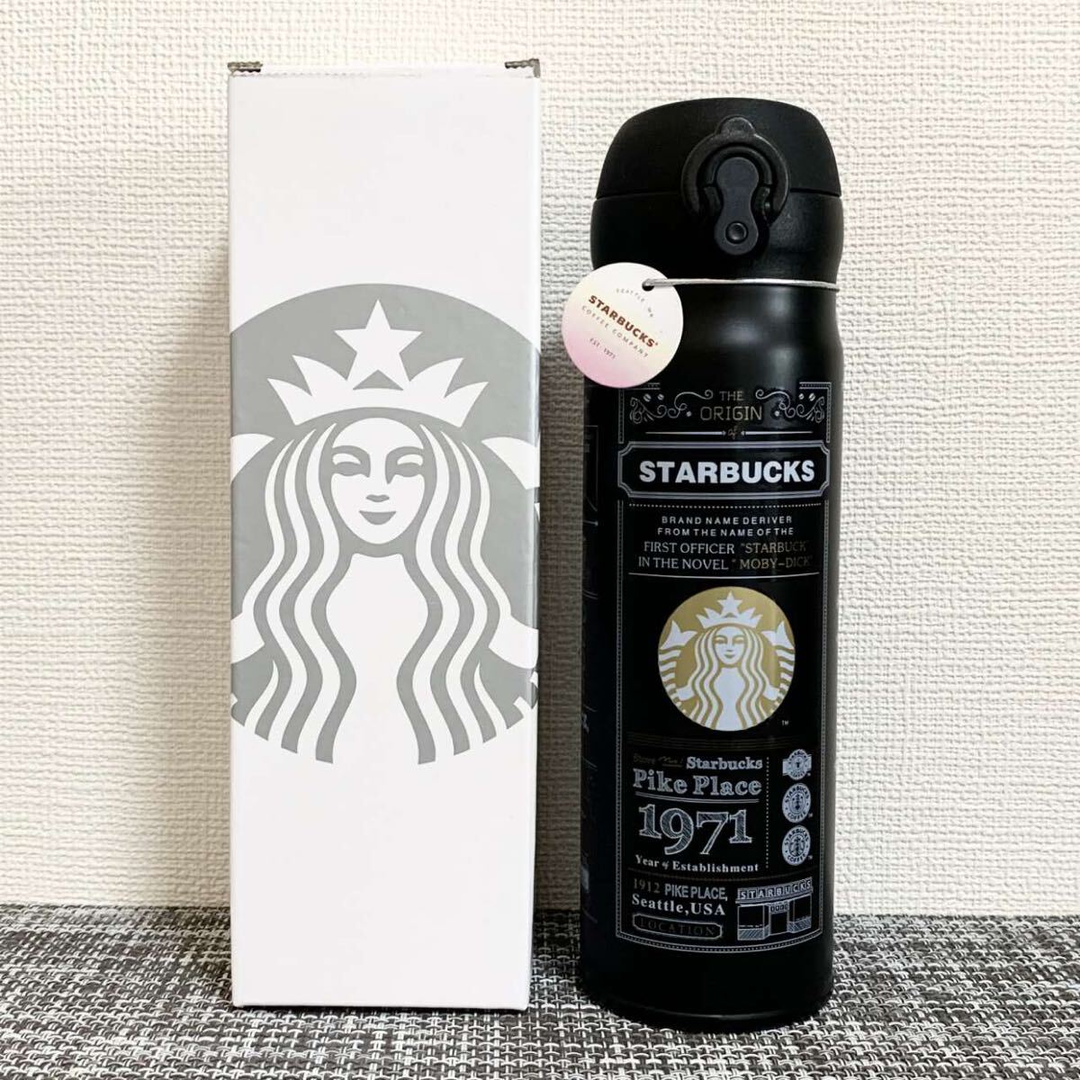 新品Starbucks スターバックス ステンレスボトル 水筒　1971黒　限定STARBUCKS 473ml _画像1