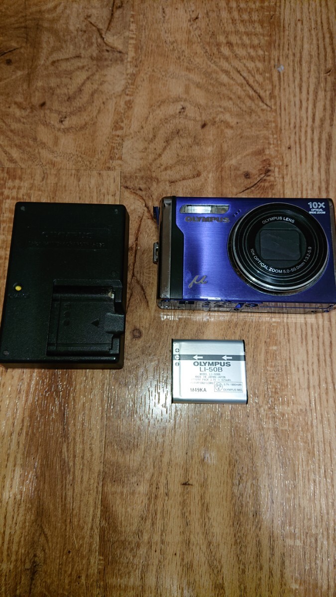 動作品☆OLYMPUS μ-9000 コンパクト デジタル カメラ デジカメ コンデジ オリンパス☆バッテリー 充電器付き_画像1