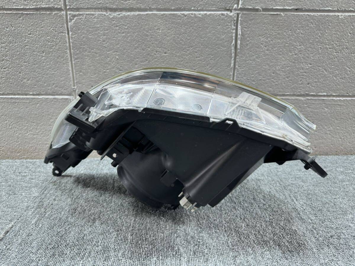 R60419 ワゴンR スティングレー MH44S 後期 純正 ヘッドライト 右 HID インナー ブルーメッキ KOITO 100-59271 35120-72M71 刻印 AH_画像8