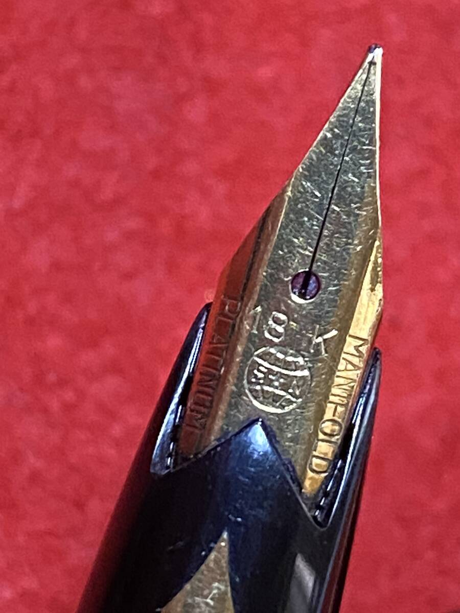 PLATINUM platinum fountain pen pen .18K small character antique Vintage 