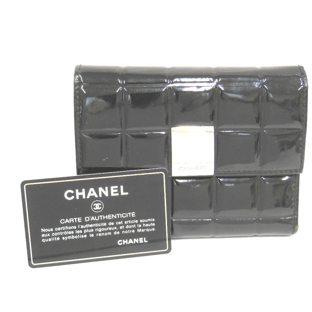 NA34412 シャネル 三つ折り財布 チョコバー パテントレザー ブラック レディース CHANEL 中古_画像2