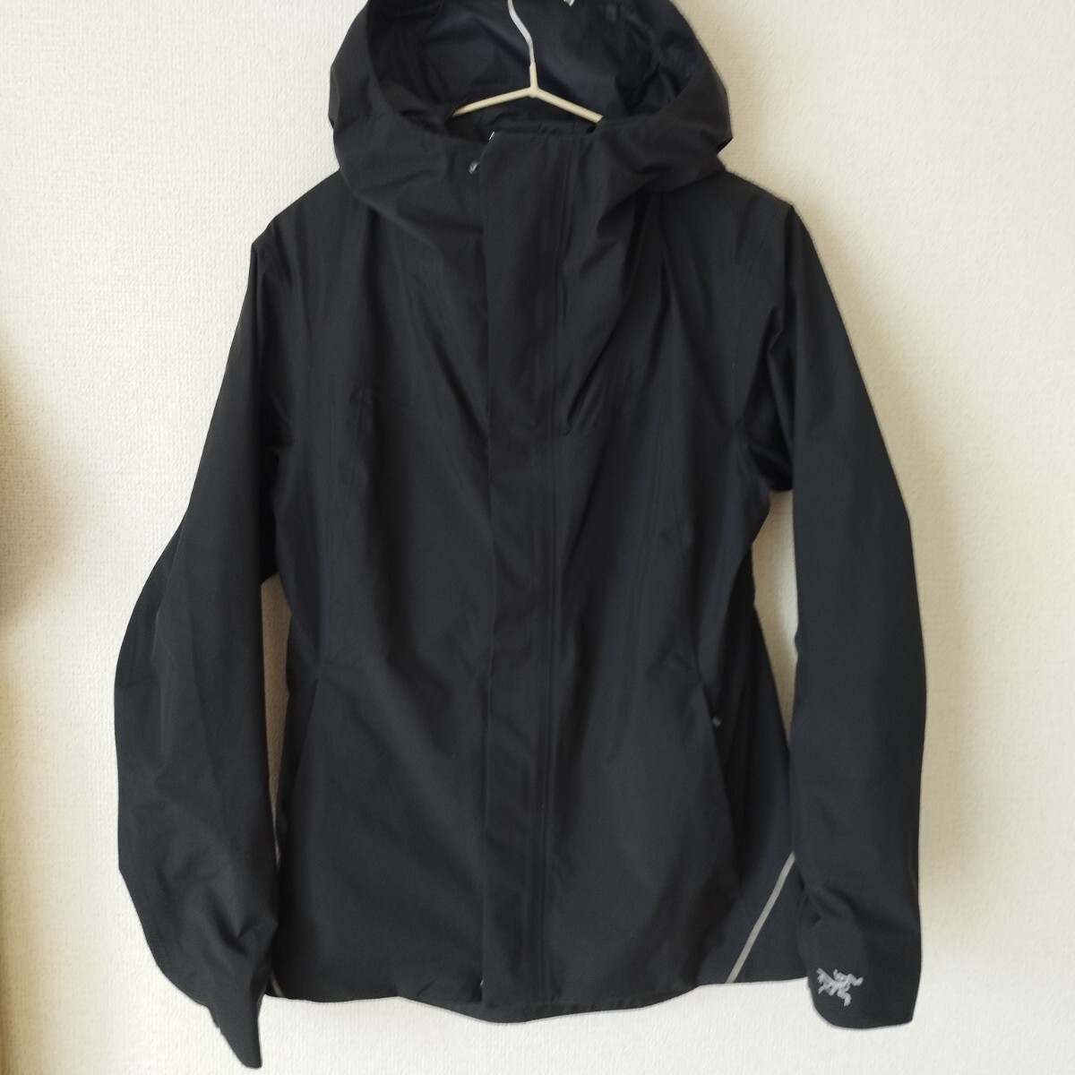 13580円 送230☆アークテリクス ソラノフーディー レディース 13580円 送230☆アークテリクス ソラノフーディー レディース