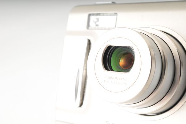 富士フィルム FUJIFILM FinePix F450 Compact Digital Camera 5.2MP #57の画像6