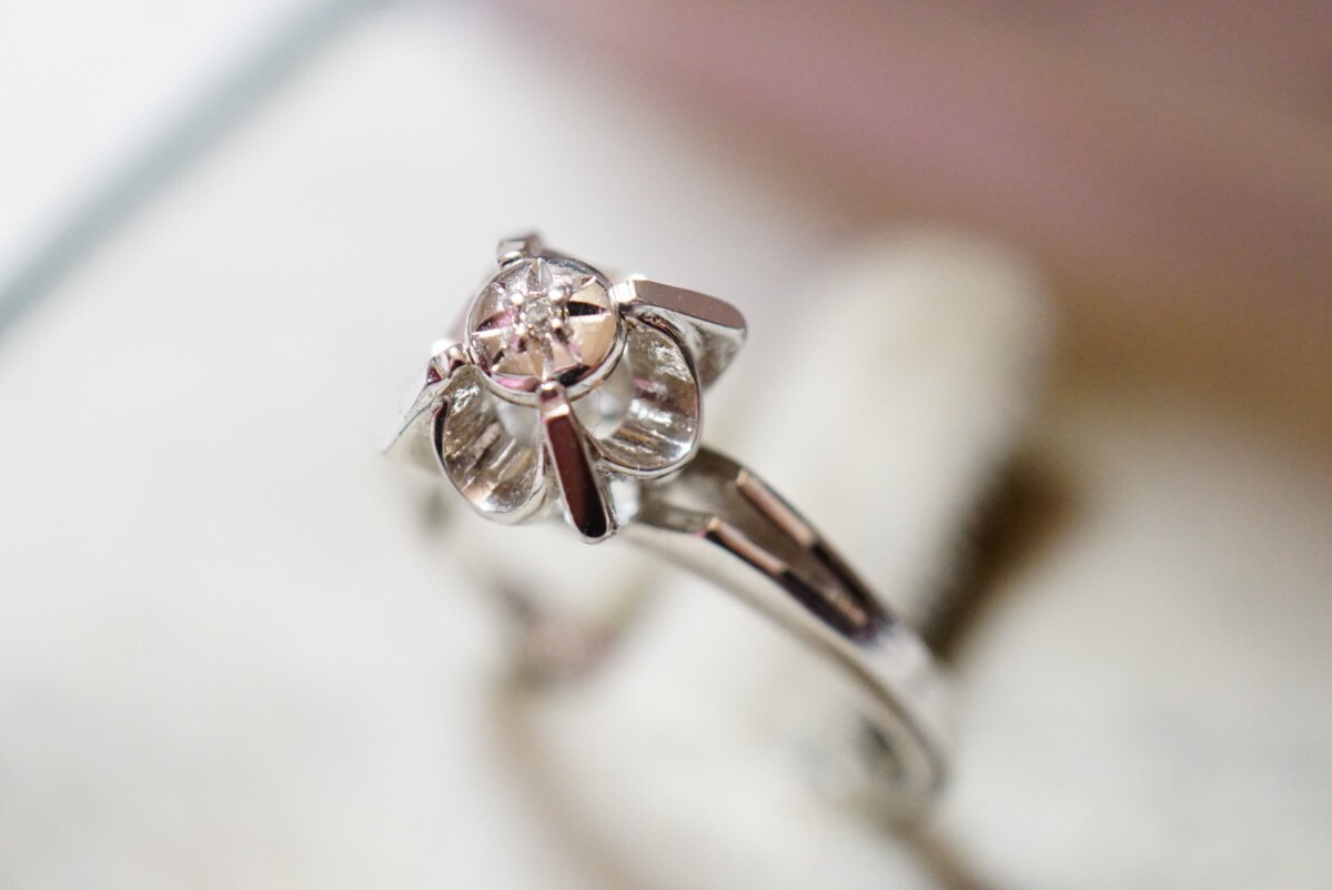 103 天然ダイヤモンド シルバー リング 指輪 ヴィンテージ アクセサリー SILVER刻印 アンティーク 天然石 宝石 装飾品の画像2