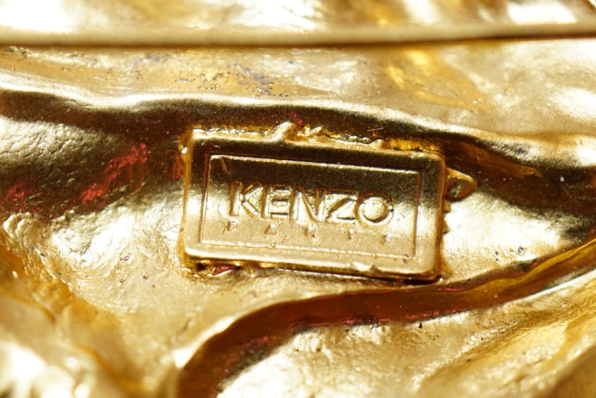 613 KENZO/ケンゾー ゴールドカラー ブローチ ヴィンテージ ブランド アクセサリー アンティーク 海外製 装飾品の画像3