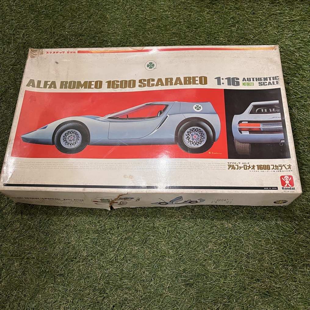 未組立 BANDAI バンダイ ALFA ROMEO 1600 SCARABEO 1/16 アルファロメオスカラベオ イタリア車 プラモデル コレクション 1960年代の画像1