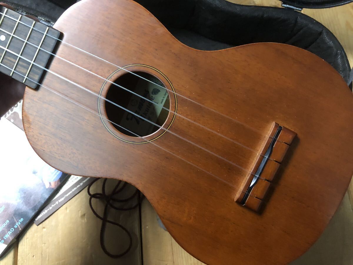 Famous ukulele FS-1 ソプラノ ウクレレ フェイマス ハードケース付き 日本製 楽器_画像4