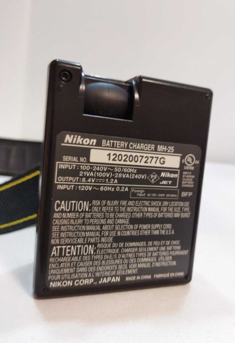 ★【Nikon】 D7000 ニコン DX AF-S NIKKOR 18-135mm Φ67 バッテリーチャージャー MH-25付き 動作未確認 015JJHJU21の画像8