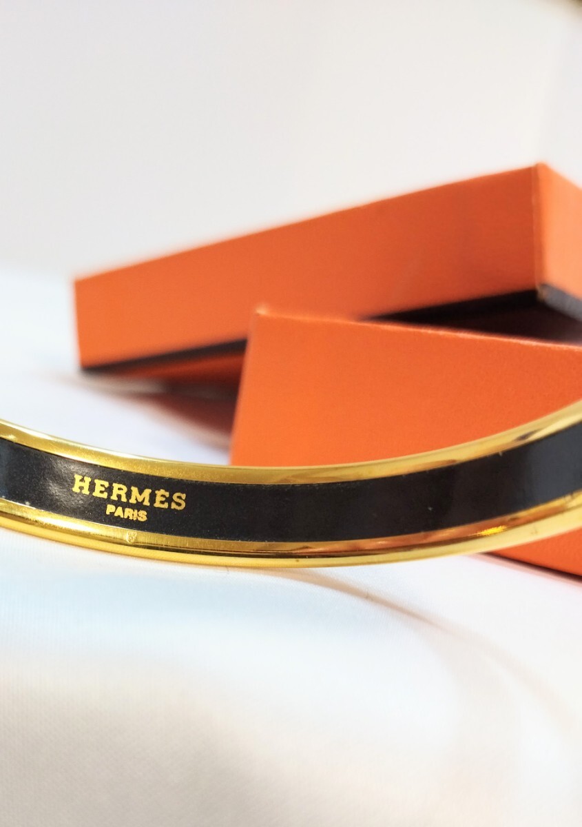 【HERMES 】エルメス エマイユPM 七宝焼きバングル ゴールドカラー ブレスレット 赤 箱付き 010JLHJU01の画像5