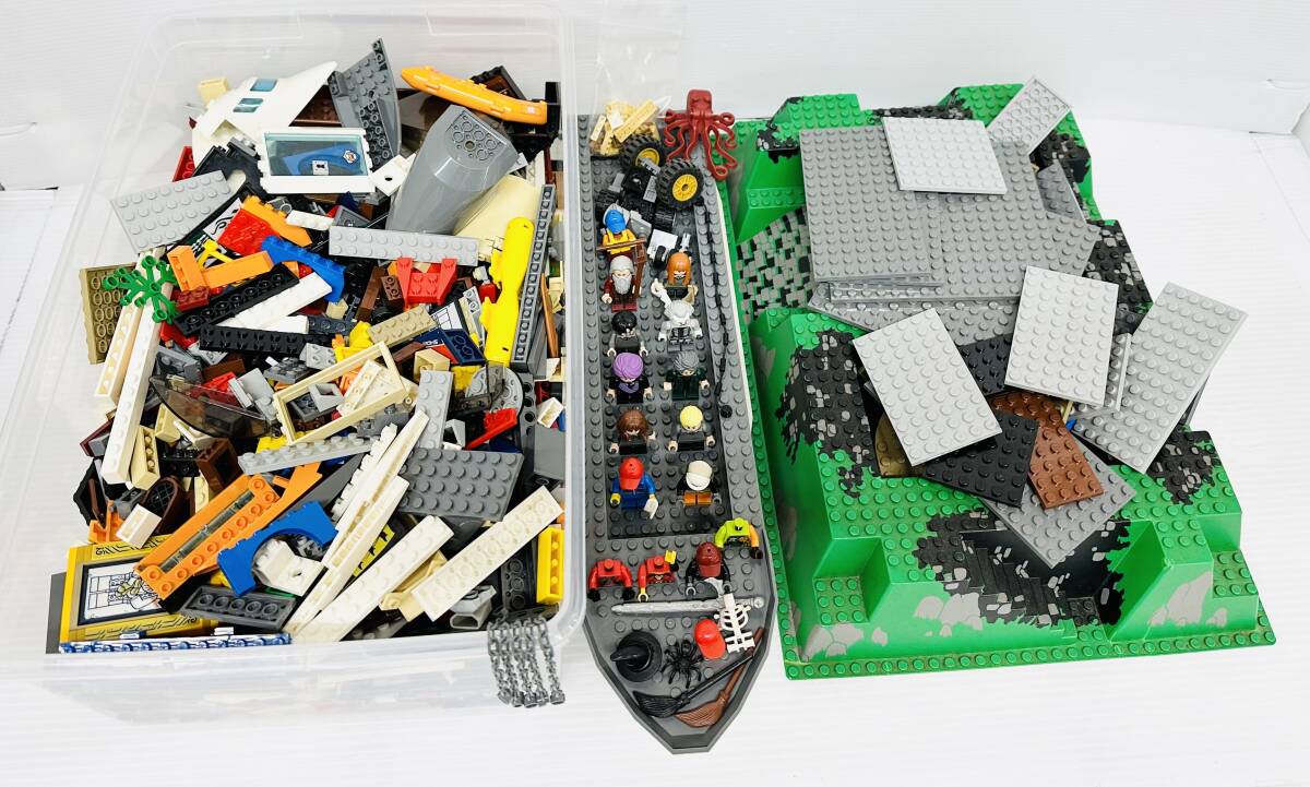 ZT2671 1円スタート!! LEGO レゴ まとめ売り レグブロック パーツ 部品 ミニフィグ シリーズ様々 約3.5kgの画像1
