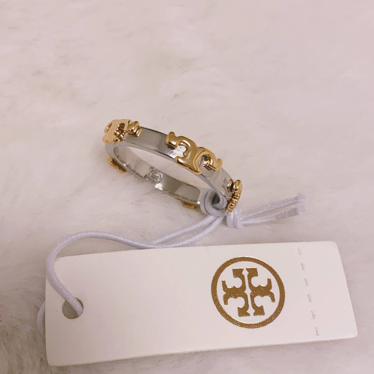 新品　TB037-09 Tory Burch トリーバーチ　定番　ロゴ　リング　指輪 US6 日本サイズ約12号_画像2