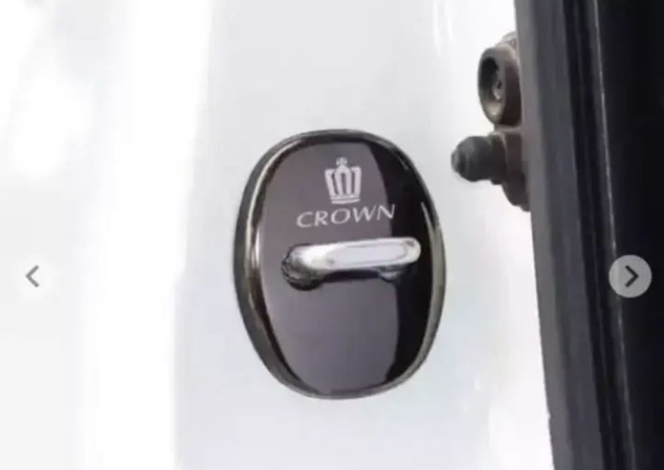 トヨタ クラウン210系 専用ドアストライカーカバー ５色選択_画像6