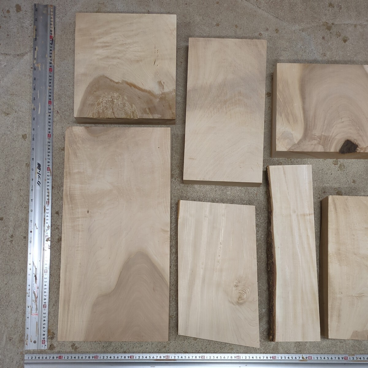 栃　トチ　ブロック端材詰め合わせ　木材　銘木　彫刻　旋盤、ろくろ練習などに　20kg以上　⑪_画像8