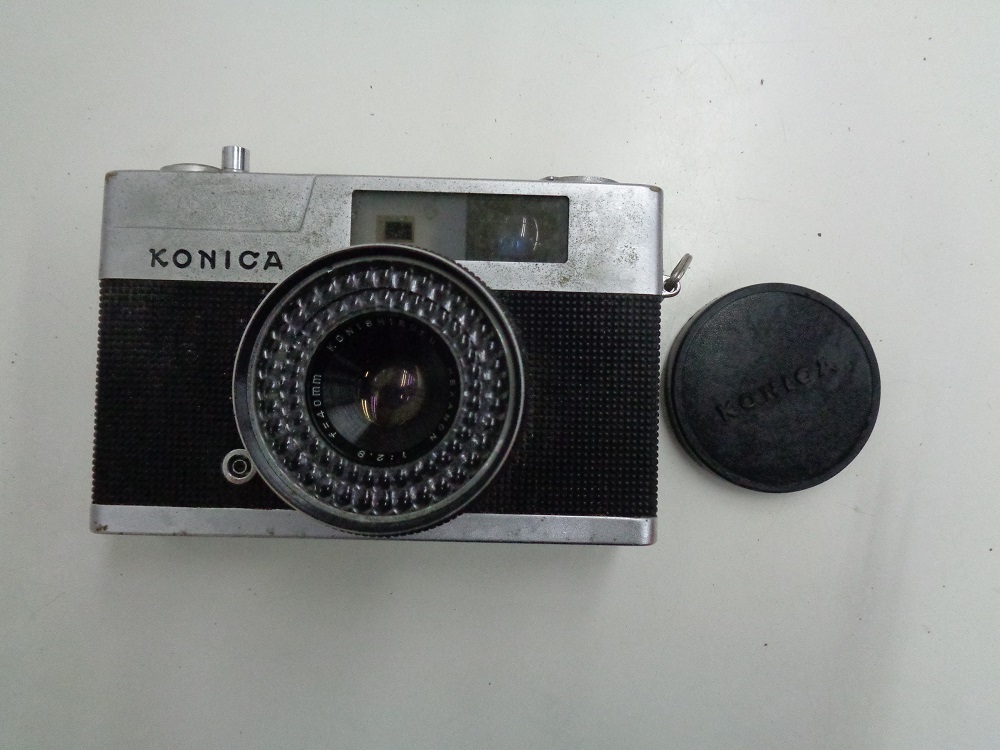 コニカ　KONICA　EE　MATIC　クラッシクカメラ　ジャンク_画像1