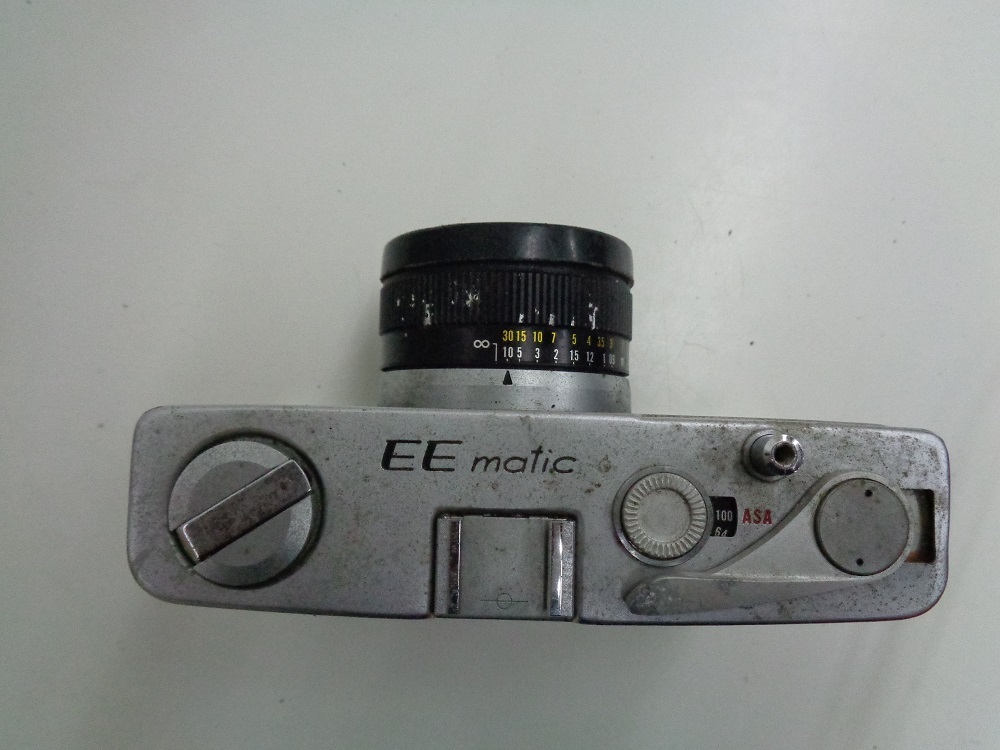 コニカ　KONICA　EE　MATIC　クラッシクカメラ　ジャンク_画像3